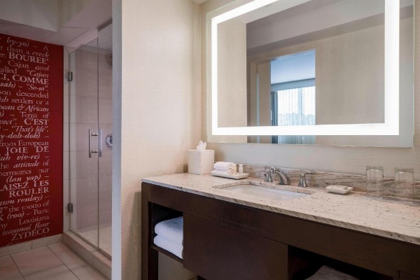 Renaissance Baton Rouge Hotel image 9